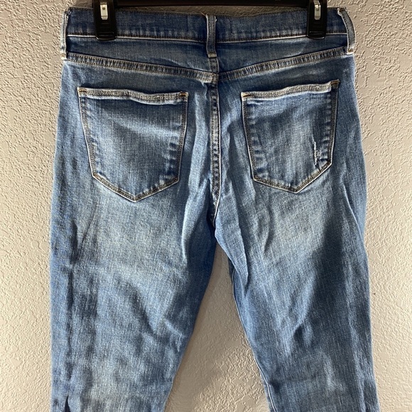 Gap True Skinny Mid Rise Distressed Jeans - Picture 7 of 9